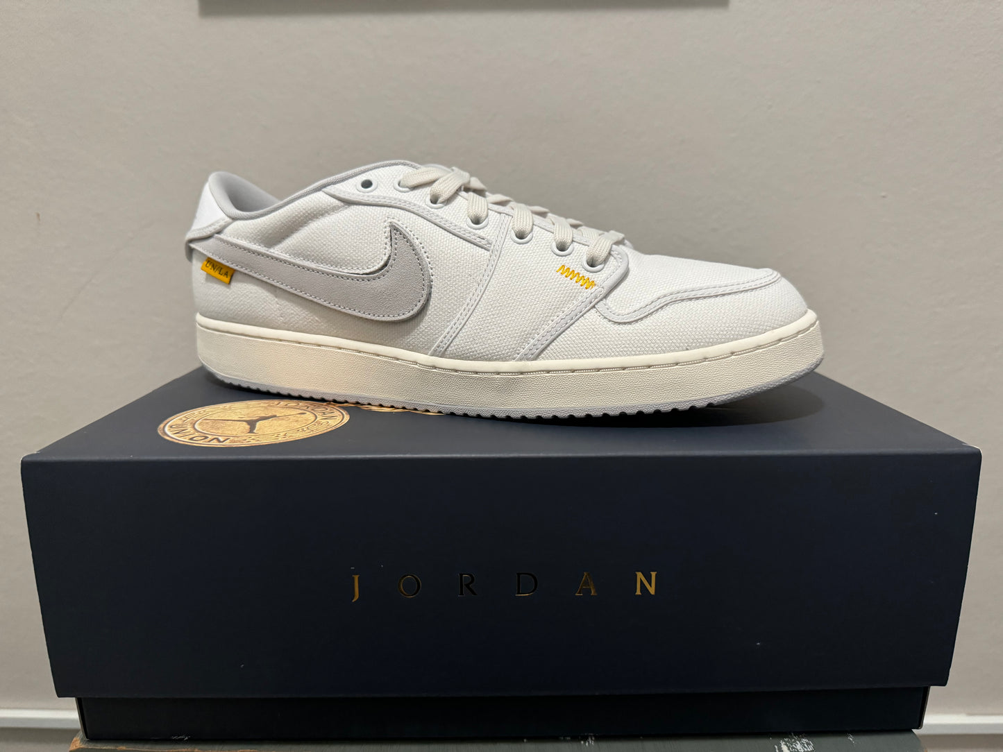 DS (Deadstock) Air Jordan 1 Low KO (Knock Off) DS D08912-101