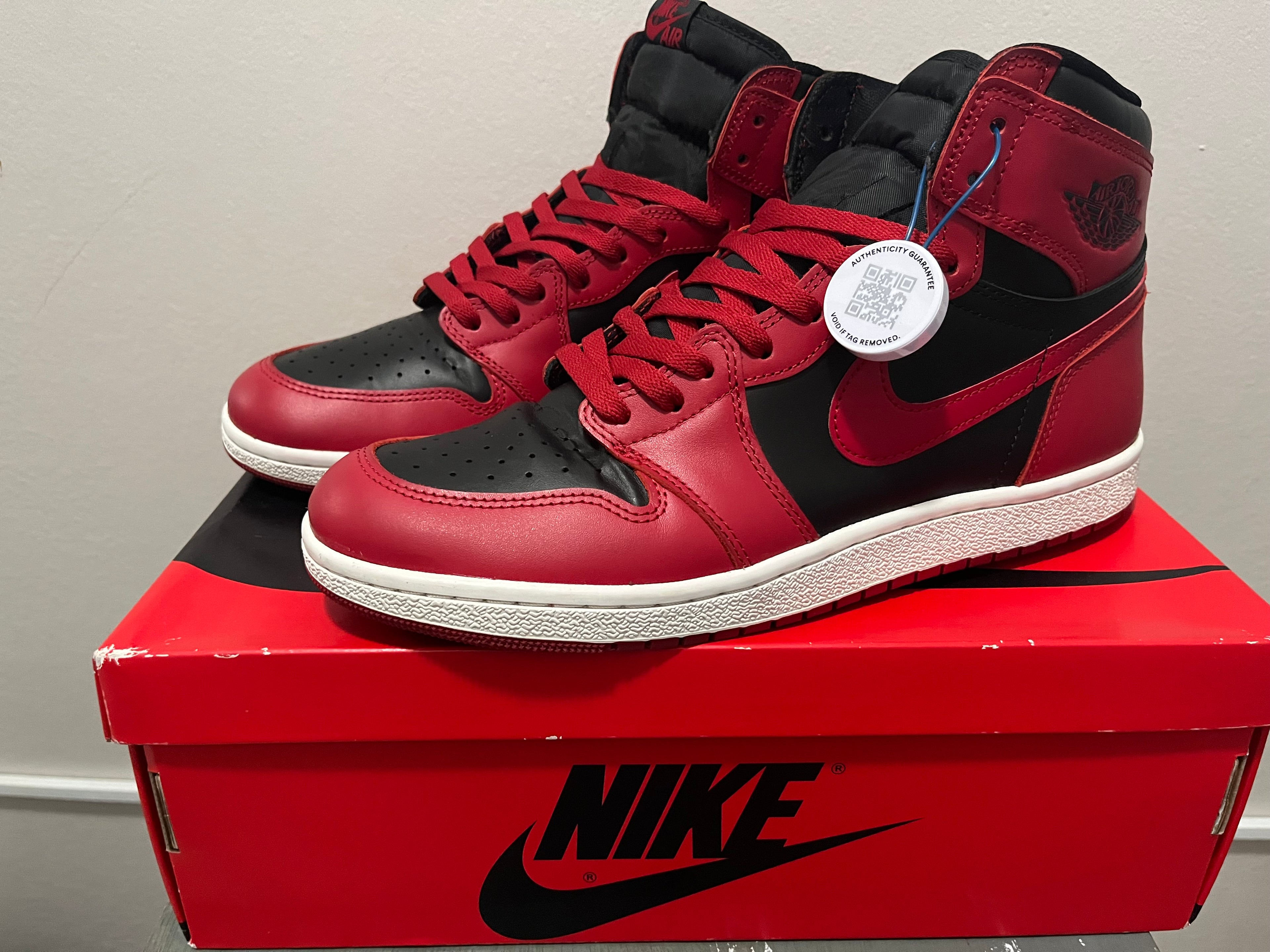 Used: Air Jordan Retro 1 High ‘85 OG Varsity Red BQ4422-600