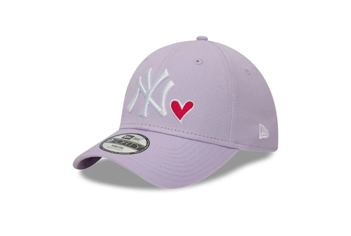 New York Yankees MLB Heart Icon 9FORTY Strapback Morada Youth