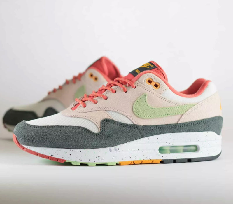DS Air Max Easter Collection FZ4133-640